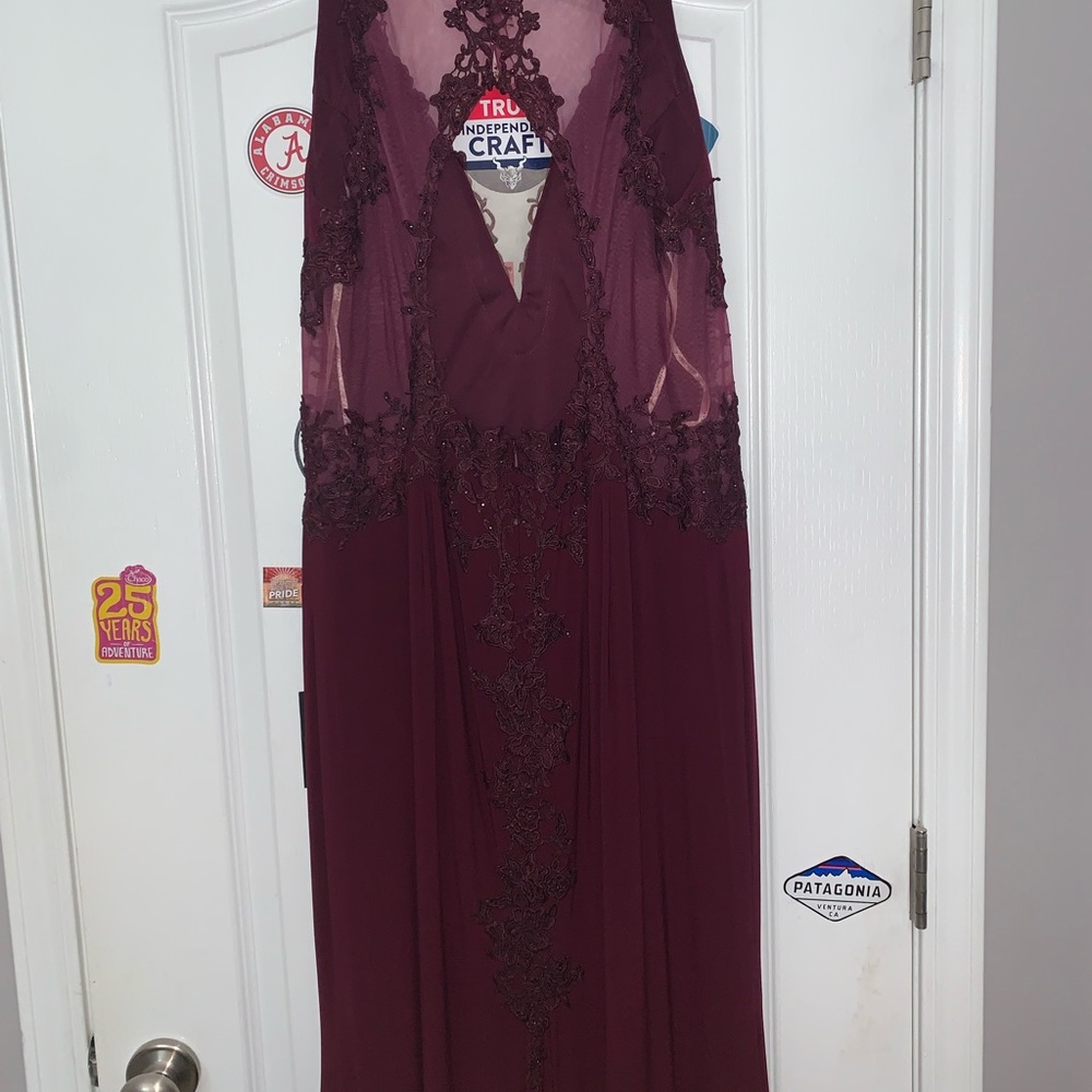 Prom/Wedding/Formal - Picture 3 of 5